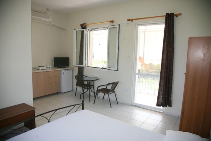 Liza Rooms Lixouri Bagian luar foto